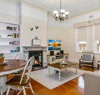 Oversized 2 Bedroom Manly Beach House - Winery Find