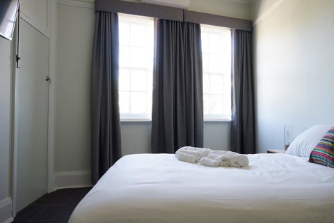 Rosehill Hotel - Winery Find 19
