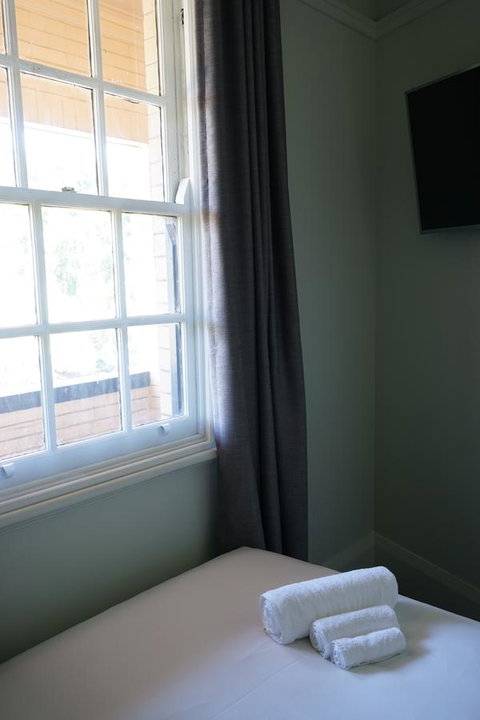 Rosehill Hotel - Winery Find 24