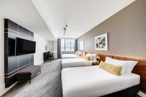 Vibe Hotel Sydney - Winery Find 18