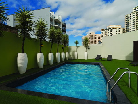 Vibe Hotel Sydney - Winery Find 35