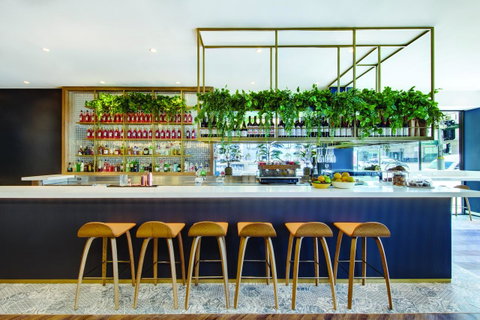 Vibe Hotel Sydney - Winery Find 0