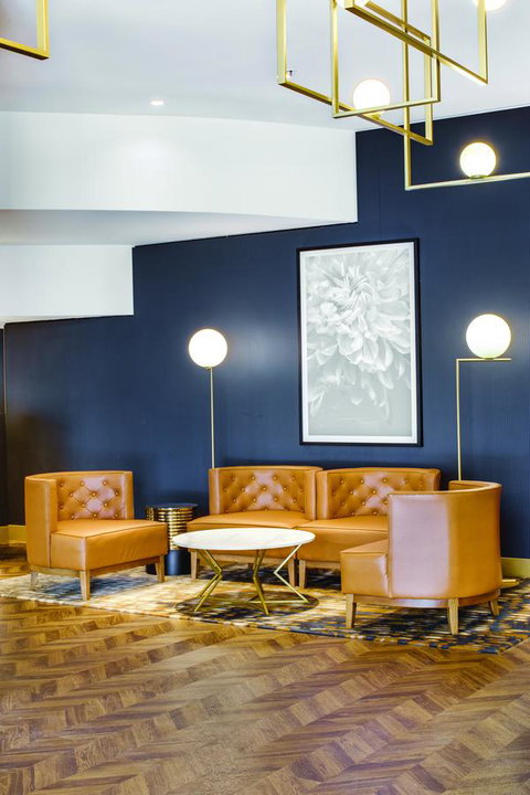 Vibe Hotel Sydney - Winery Find 9