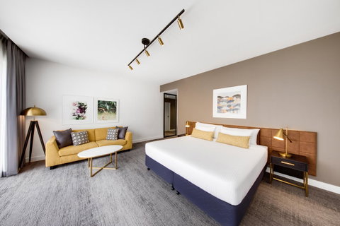Vibe Hotel Sydney - Winery Find 4