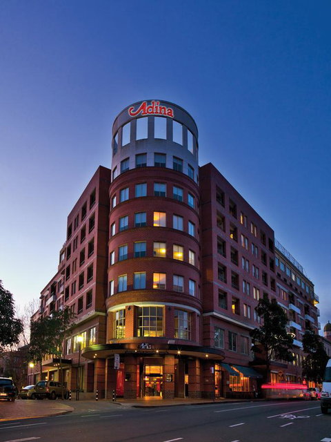 Adina Apartment Hotel Sydney Surry Hills - Winery Find 0