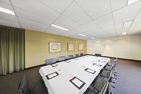 Adina Apartment Hotel Sydney Surry Hills - Winery Find 16