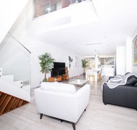 Luxury Villa Darlington - Vine - Winery Find