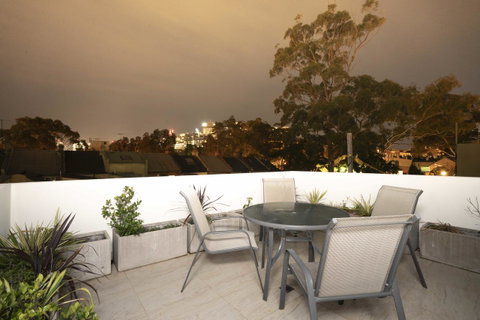 Luxury Villa Darlington - Vine - Winery Find 5