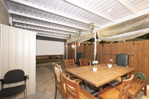 Luxury Villa Darlington - Vine - Winery Find 20