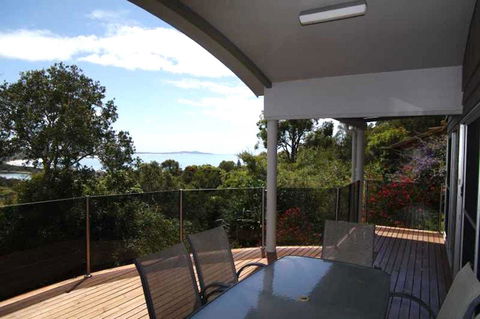 Coastwatch, 26 Comara Terrace - Winery Find 1