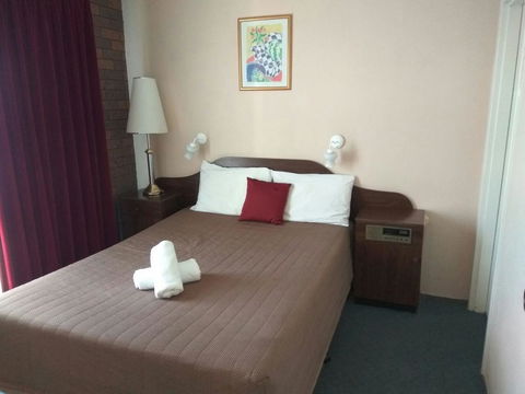 Australia Park Motel - Winery Find 26