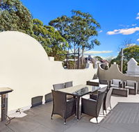 Glebe Self-Contained Modern One-Bedroom Apartments - Winery Find