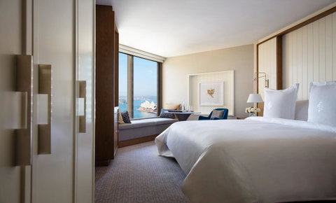 Four Seasons Hotel Sydney - Winery Find 11