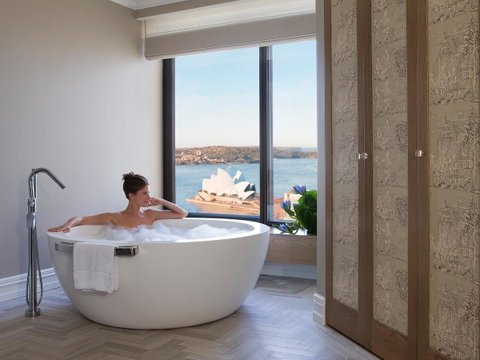 Four Seasons Hotel Sydney - Winery Find 39