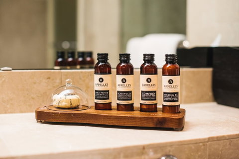 Four Seasons Hotel Sydney - Winery Find 31