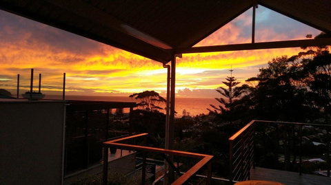 The Beach House Terrigal - Winery Find 8