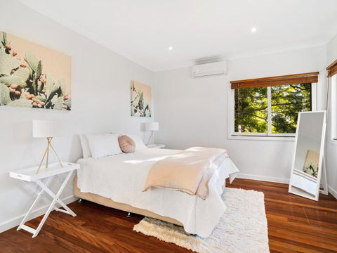 The Beach House Terrigal - Winery Find 6
