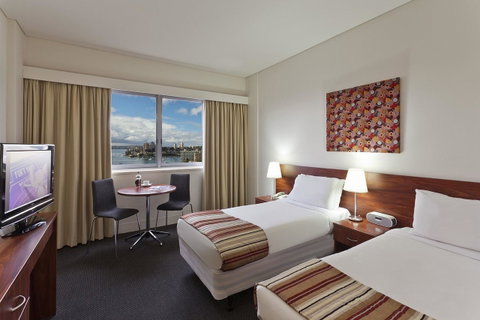 Macleay Hotel - Winery Find 7