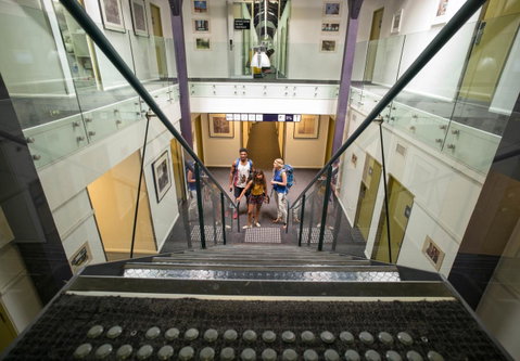 Railway Square YHA - Winery Find 17