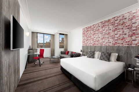Rydges Sydney Central - Winery Find 1