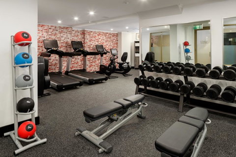 Rydges Sydney Central - Winery Find 40
