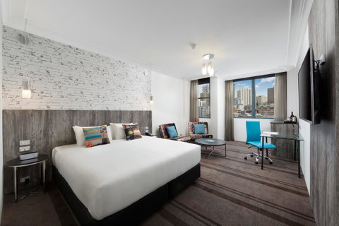 Rydges Sydney Central - Winery Find 2