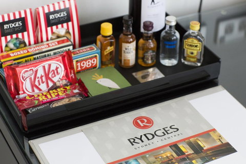 Rydges Sydney Central - Winery Find 43