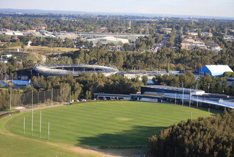 Stunning Views Sydney Olympic Park - Winery Find 28