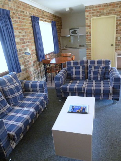 Mollymook Surfbeach Motel & Apartments - Winery Find 32