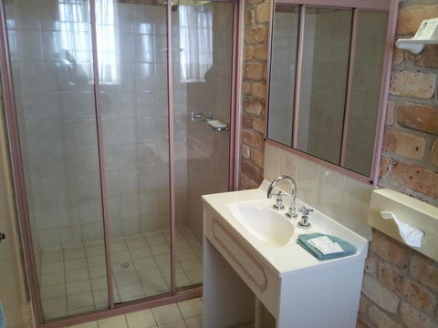 Mollymook Surfbeach Motel & Apartments - Winery Find 3