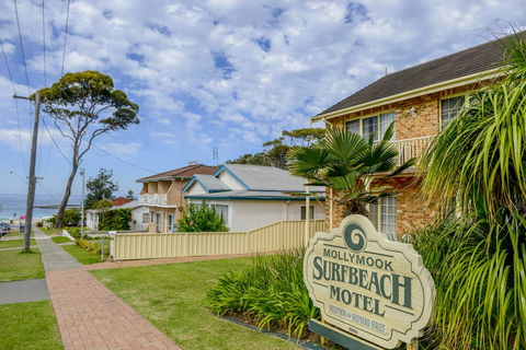 Mollymook Surfbeach Motel & Apartments - Winery Find 18
