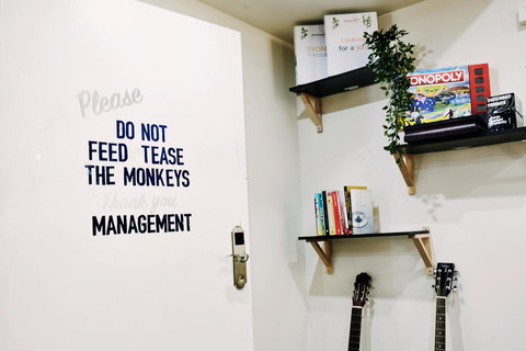 Mad Monkey Broadway - Winery Find 11