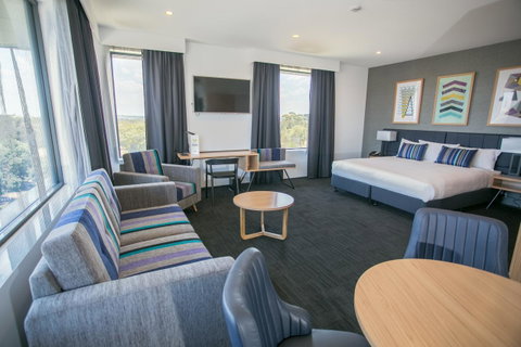 Alpha Hotel Eastern Creek - Winery Find 36