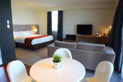 Alpha Hotel Eastern Creek - Winery Find 22