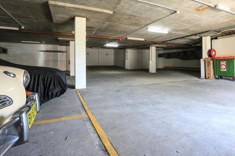 Little Coogee Hotel - Winery Find 16