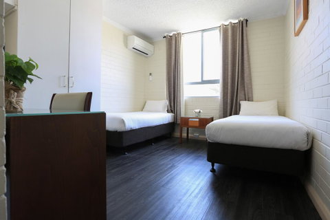 Little Coogee Hotel - Winery Find 27