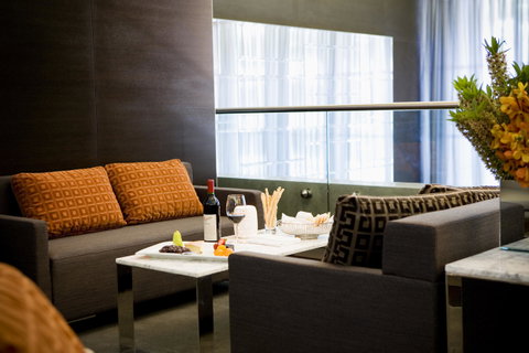 Fraser Suites Sydney - Winery Find 24