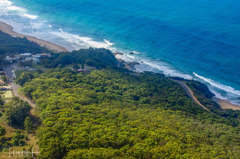 Valla's Beach House - Winery Find 3