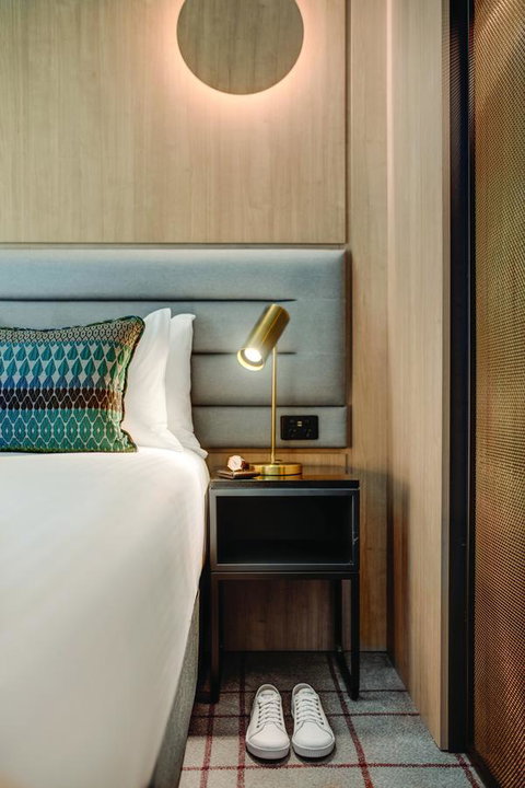 Vibe Hotel Sydney Darling Harbour - Winery Find 1