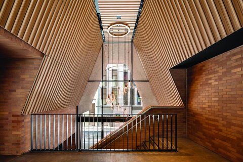 Vibe Hotel Sydney Darling Harbour - Winery Find 23