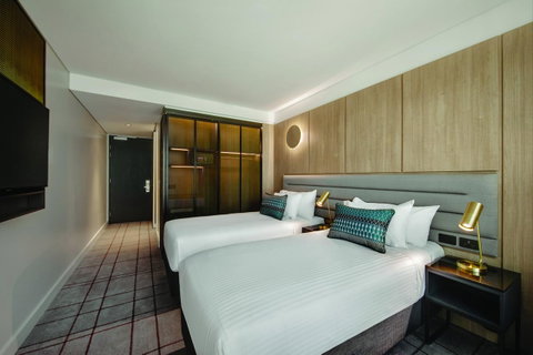 Vibe Hotel Sydney Darling Harbour - Winery Find 13