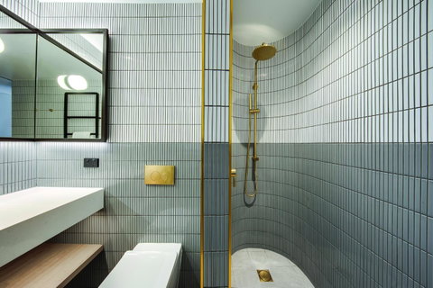 Vibe Hotel Sydney Darling Harbour - Winery Find 2