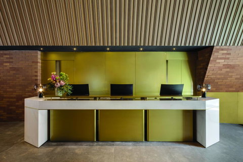 Vibe Hotel Sydney Darling Harbour - Winery Find 22