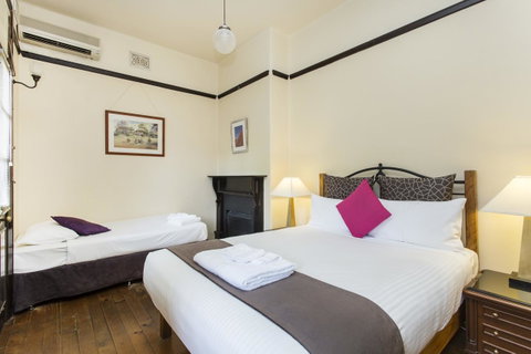 Sydney Harbour Bed And Breakfast - Winery Find 13