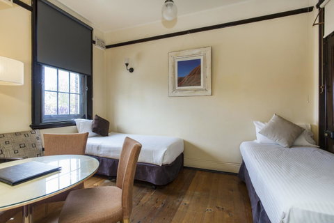 Sydney Harbour Bed And Breakfast - Winery Find 37