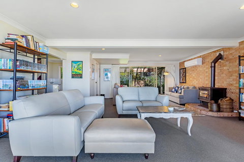 Foreshore Drive, 123, Sandranch - Winery Find 3