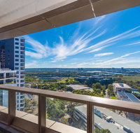 Olympic park Sunshine 2 bedrooms Apts with Private parking - Winery Find