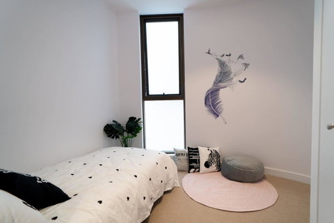 Two Bedroom Darling Harbour Apt Chinatown CBD UTS - Winery Find 10