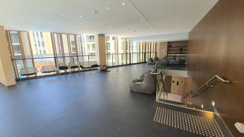Two Bedroom Darling Harbour Apt Chinatown CBD UTS - Winery Find 2