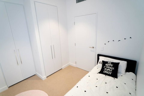 Two Bedroom Darling Harbour Apt Chinatown CBD UTS - Winery Find 32